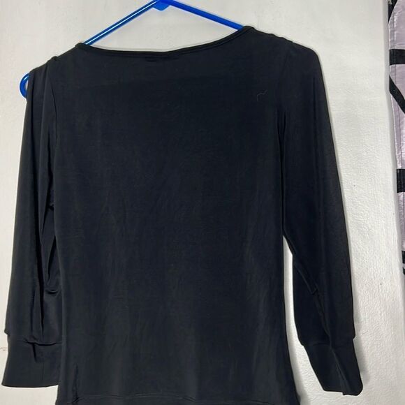 ING International Newport Group Black relaxed fit split long sleeve top - Picture 11 of 11